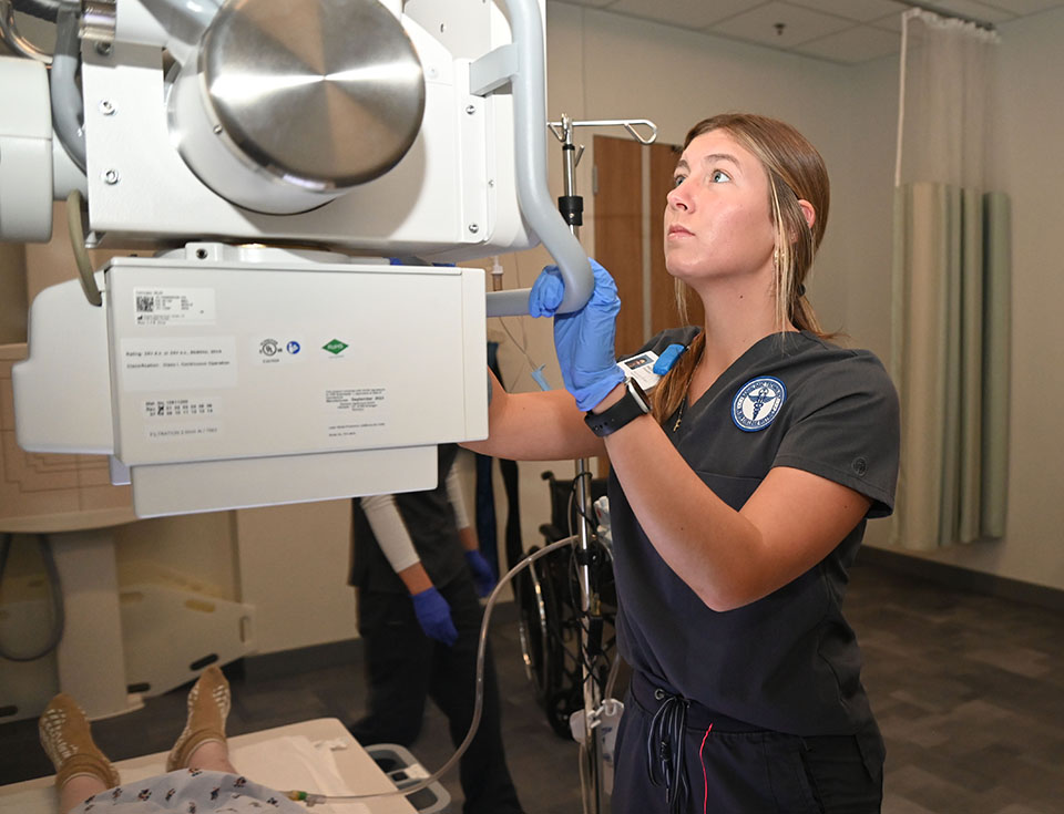 Blinn radiologic technology graduates earn more than $75,000 per year and often land jobs before graduation