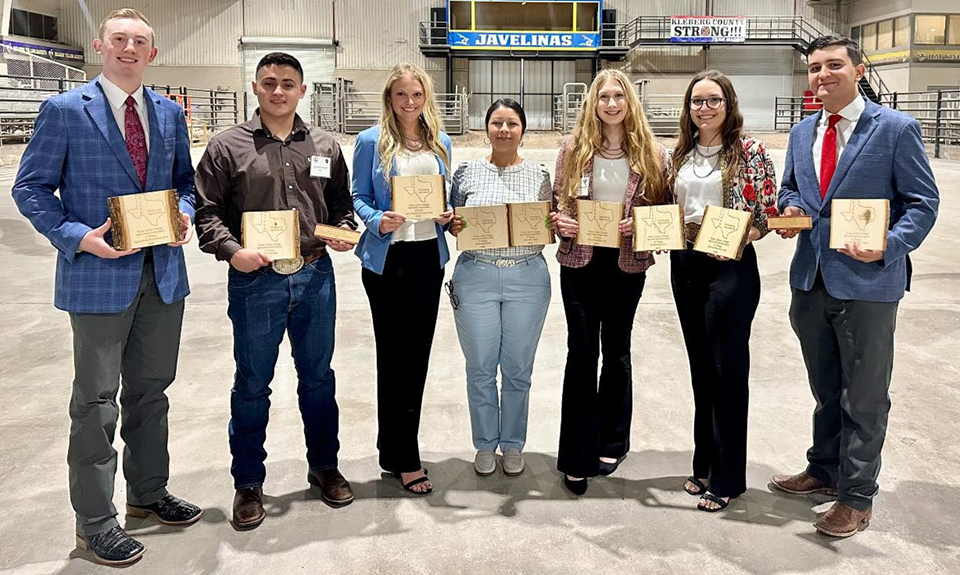 Club also wins sweepstakes competition at annual convention