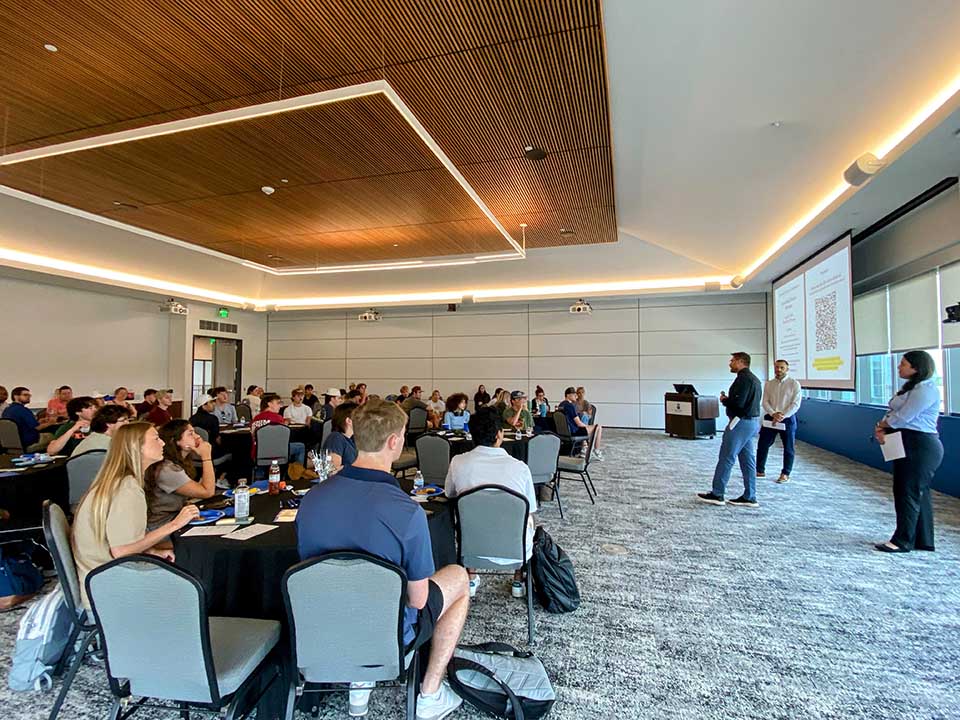 Showcase exposes students to a wide range of careers in the accounting field and connects them with accounting professionals