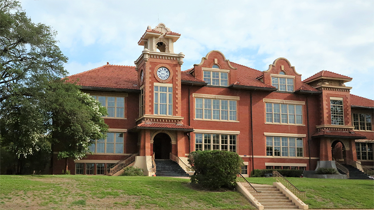 Winter Minimester Background Graphic